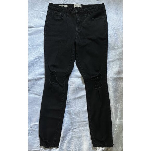 Universal Thread Black Mid-Rise Distressed Skinny Jeans Frayed Hem Size 8 / 29 R - Picture 3 of 13